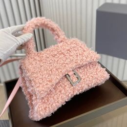10A Shoulder Bag Designer Bag Lamb Wool Pink Crossbody Bags Hourglass Handbag Fashion Luxurys Messenger Handbags Winter New Purse