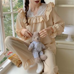 Women's Sleepwear Japanese Simple Plaid Pajamas Cute V-neck Embroidery Lace Home Wear Women Comfortable Leisure Nightwear Suit 2PCS Autumn