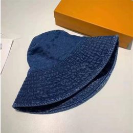Designer Cow Bucket Hat For Men and Women Fashion Denim Floral Letter Foldable Caps Black Fisherman Beach Sun Visor wide brim hats2308