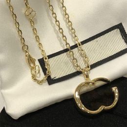 Ladies Vintage Necklace Branded Simple Copper Chain Hollow Letter Pendant Vintage Necklace Designer 18K Gold Plated Luxury Party Jewelry