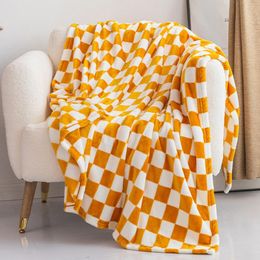 Blankets Throw Blanket Checkerboard Design Coldproof Polyester Bedroom Bed Winter Warm Flannel Blanket Sleeping Cover for Daily Use 230818