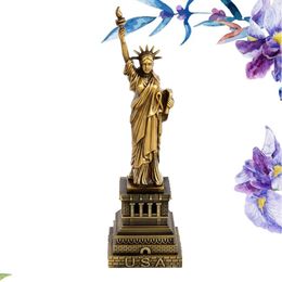 Decorative Objects Figurines Souvenirs York City Statue of Liberty Gifts for Alloy Vintage Table Ornament 15cm 230818