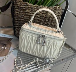 New Diamond Embroidery Thread Niche Design Bag Women's Fashionable Fashion Chain Messenger Bag Mini Bucket Bags