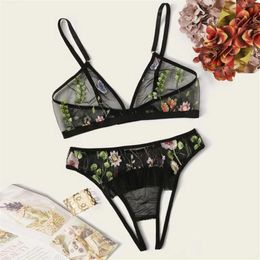 Bras Sets Woman Lingerie Set 2021 SEXY Underwear Embroidery Open Crotch G-String Bra Thong Women Lengerie291t