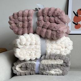 Blankets Ins High Quality Faux-rabbit Fur Autumn Winter Warm Blanket Thicken Plush Sofa Blankets for Beds High-end Warmth Sofa Blanket 230818