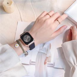 Wristwatches Sdotter Women Fashion Casual Leather Belt Watches Simple Girls Round Dial Quartz Dress Bracelet Sports Clock Reloj