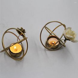 Candle Holders Holder With 3d Flower European Style Geometric Hollow Ball Elegant Iron Art Decoration For Candlelight