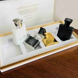 Fragrance Cologne Men Portable Kits Long Lasting Gentleman Perfume Sets Amazing Smell Set 30ml*3pcs 30ml*4pcs HKD230822