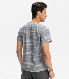 LL-01214 men's sports loose T-shirt outdoor training gym running camouflage quick-drying breathable short-sleeved please check the size chart to buy