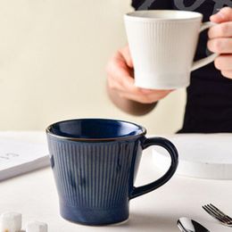 Mugs Japanese Retro Ceramic Coffee Cup 300ML Large Capacity Latte Garland Ins Premium American
