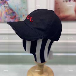 designer women hat Embroidery Letter Logo men cap leather buckle Solid Colour Ball Cap Including box Preferred Gift