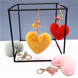 Keychains Cute Fluffy Plush Heart Shaped Keychain With Tassel Faux Fur Ball Key Ring Pendant For Girl Backpack Decorative Accessories