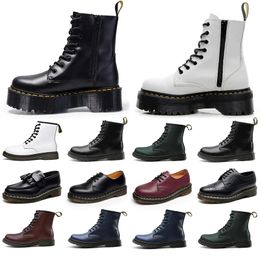 2023 Modedesigner Herren Frauen Fashion Boots Patentleder über dem Knie Martin Stiefel Schwarzweißes Lackleder Doc Martens Klassischer Knöchel Doctor Snow Booties 36-45