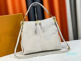 High quality design Luxury White Ladies elegant shopping bag printed design stylish shoulder bag solid Colour bag
