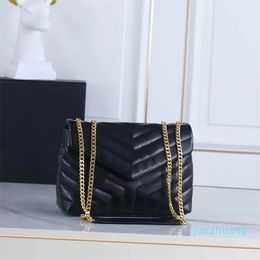 Designer Envelope Bags Small Quilted Leather Shoulder Bags Metallic Hardware Matte Brass Heavy Chains Handbags Tow Roomy Compartments Front Flap Bag