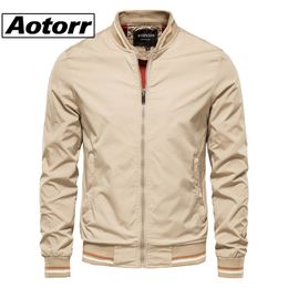Mens Jackets Male Business Slim Fit Jacket Pure Color Windproof Wear Resistant Thin Bomber Spring Autumn Fashion Men Outdoor Coat 230821