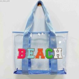 Totes New Summer 2023 European and American Women's Beach Bag Summer Jelly Pack Transparent Tote High-Capacity Trend Fashion HKD230822