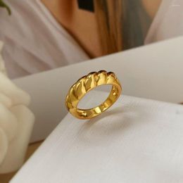 Wedding Rings IN2023 Trend Curved Twist Metal Texture Ring Jewellery Date Everyday Versatile Birthday Wear Sterling