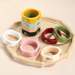 Bangle Multicolor Colorful Acrylic Bangles For Women 2023 Fashion Geometric Luxury Square Bird Bracelets Designer Charm