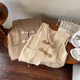 Family Matching Outfits Sweater Children Clothing Knitting Vest Autumn Season Korean Boys Girls Sleeveless Soild girls clothes 230821