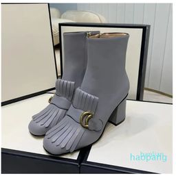 Design Boots Elegant Perfect Cool Girl in Autumn Winter Alphabet Anti -Wrinkle Fashion