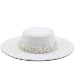 Wide Brim Hats Bucket French Socialite Style Pearl Chain White Flat Top Fedora for Women Autumn Spring Big Boater Hat Party Wedding 230822