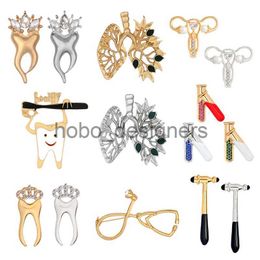 Creative Cartoon Metal Teeth Enamel Pin Custom Toothbrush Lung Stethoscope Brooch Lapel Badge Medical Lovers Jewellery Gifts x0822