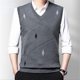 Men's Vests Men Thick Wool Knit Vest Classic Style Business Fashion Solid Color Sleeveless Formal Waistcoat Male Pullover Brand Clothing C72