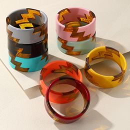 Bangle Vintage Colourful Resin Cuff Bangles For Women 2023 Wide Geometric Trendy Bracelets Girls Charm Hand Party Travel Jewellery