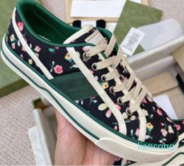Women Men Casual Green and Red Web Stripe Low Top Sneakers Rubber Sole Stretch Cotton Black White Pink Patchwork