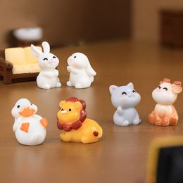 Decorative Objects Figurines Miniature Resin Rabbit Micro Landscape Lion Modeling Mini Cartoon Animals Desktop Ornaments Home Office Decor 230822