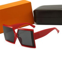 High quality luxury fishion sunglasses retro big frame brand designer vintage Sun glasses For women shade Fashion UV Eyewear with 267Z