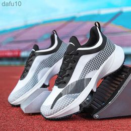 Water Shoes Marathon Running Shoes with Soft Spikes Men Women Professional Track Running Shoes Rubber Nails Studs Unisex Cushion Sneakers HKD230822