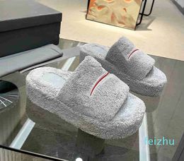 Designer Women Slippers Furry Slide Sandal Wool Platform Slippers Winter Fluffy Furry Scuffs Warm Letters Sandals