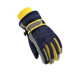Sports Gloves Children Winter Ski Boys and Girls Windproof Thermal Cotton Mittens Kids Skiing Snowboarding 230821