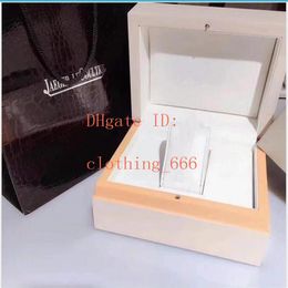 Luxury Wristwatches White Boxes Mens Ladies for Gift MASTER Rectangle 1368420 1288420 Original Wooden Box With Certificate Tote Ba225W