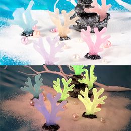 Decorative Objects Figurines 550pcs Mini Luminous Coral Home Decor Moss Landscape Glowing Ornament Miniature Fish Tank Aquarium Gardening Fairy 230822