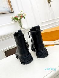 Designer Boots For Snow Boot Womens Slippers Platform Booties Winter Suede Wool Shoes Ladies