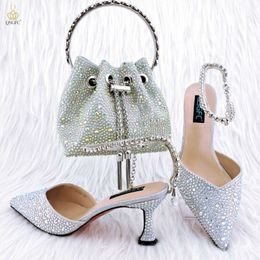 Italian Design Luxury Womens Pointed Shoes And Bag Set Full Diamond Decoration Metal Closure Bag for Party 230807