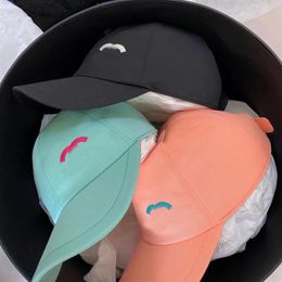 2 Style Unisex Summer Holiday Beach Hat Tie-dye Letter Printing High Quality Sun Hat Ladies Wide-brim Trend Candy Colour Fisherman 332j