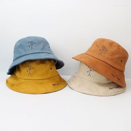 Berets Warm Suede Embroidery Bucket Hat Fisherman Outdoor Sunscreen Cotton Fishing Hunting Cap Travel Winter Hats Sun Prevent