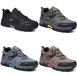2023 low-top hiking shoes leather men woman black brown Grey trainers outdoor sports sneakers Colour 4