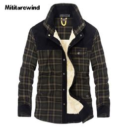 Men's Casual Shirts Autumn Witner Fleece Warm Men Shirts Plaid Pure Cotton Wool Inside Thicken Button Up Shirt Men Fashion Military Mens Shirts 230822