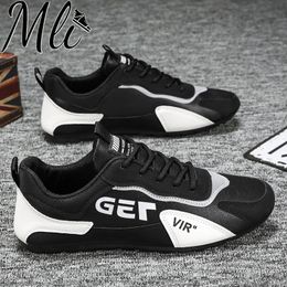 높이 증가 신발 남자 운동화 가벼운 PU 메쉬 통기성 방수 운동화 캐주얼 패션 트렌드 남성 스포츠 레저 신발 230822