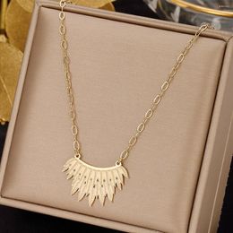 Pendant Necklaces Vintage Gold Colour 316 Stainless Steel Necklace Charm Autumn Jewellery For Women Femme Collier