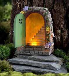 Garden Decorations Resin Ornaments Home Decoration Artifact Fairy Stone Door Stairs Solar Luminous Courtyard 230822