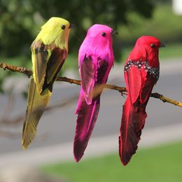 Garden Decorations 2025cm Creative Handmade Simulation Parrot Animal Bird Props Decoration Miniature Feather Lawn Doll Ornaments 230822