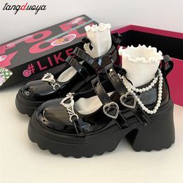 Dress Shoes lolita shoe's Punk Platform Pumps Metal Chain Mary Jane Lolita Woman Japanese Patent Leather High Heels Gothic Shoe 230823