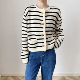 Womens Sweaters Autumn and winter Korean contrasting striped knitted cardigan womens single row metal buckle pocket sweater cardigans 230822