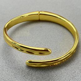 Charm Bracelets 2023 UNOde50 Spain selling High Quality Exquisite Geometric Bracelet Women s Romantic Jewellery Gift Bag 230822